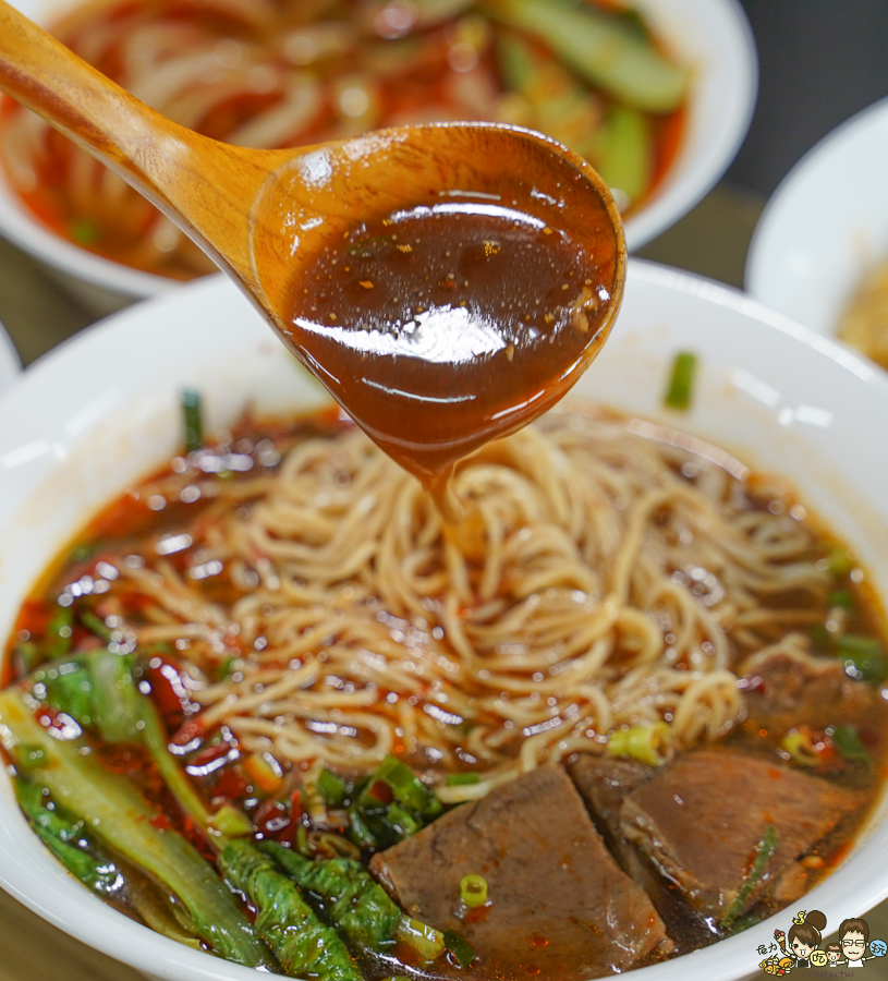 四川重慶香麻 川渝重慶小麵館 正宗 地道 廣式滷水 東港美食 全台首間 酸辣粉 紅燒 川味紅燒