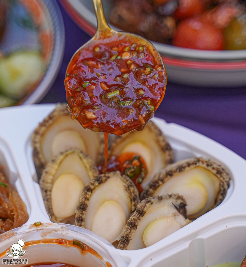 高雄烤鴨外帶 烤鴨團圓外帶餐 外帶年菜 年菜外帶 除夕 團圓 桌菜 包廂 經典 招牌 必吃 2024高雄年菜 鴨點棧