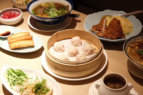 新竹美食│漢來上海湯包竹北店。不多不少18摺‧皮薄餡豐多汁小籠湯包! 新竹美食│漢來上海湯包竹北店。不多不少18摺‧皮薄餡豐多汁小籠湯包!