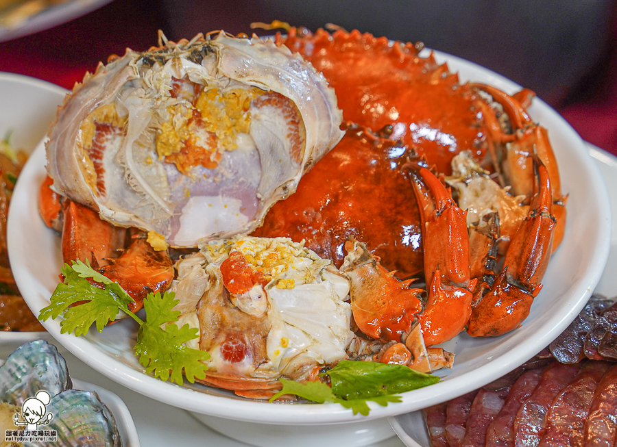 高雄烤鴨外帶 烤鴨團圓外帶餐 外帶年菜 年菜外帶 除夕 團圓 桌菜 包廂 經典 招牌 必吃 2024高雄年菜 鴨點棧