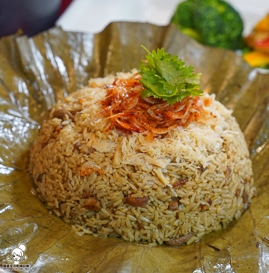 高雄烤鴨外帶 烤鴨團圓外帶餐 外帶年菜 年菜外帶 除夕 團圓 桌菜 包廂 經典 招牌 必吃 2024高雄年菜 鴨點棧