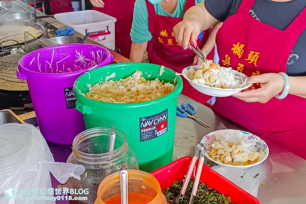 [花蓮美食]玉里橋頭臭豆腐花蓮店/獨家配料+外酥內嫩/花蓮必吃排隊名店