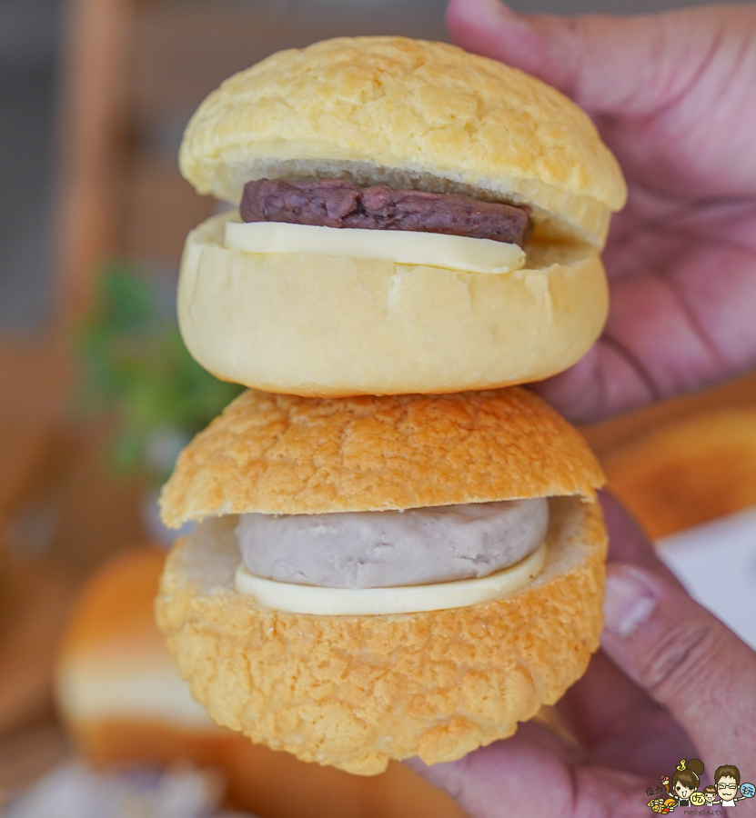 三日酵 菠蘿麵包 麵包 甜點 吐司 極光奶油 好吃 麵包 高雄伴手禮 咖啡館 麵包甜點咖啡 在地 新鮮出爐