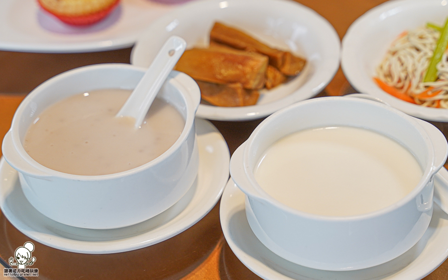 韻藏中餐廳 國賓 主廚 好吃 細膩 包廂 必吃 中餐廳 川味 川菜 浙江 港點 蒸籠 片鴨 烤鴨 杏仁 煲湯