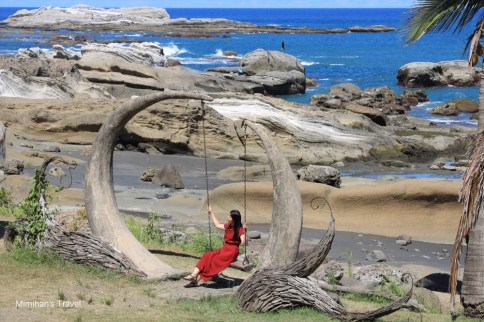 石梯坪｜項鍊海岸工作室：浪漫海景月牙鞦韆＆原民特色美食，花蓮海線IG景點網美必拍