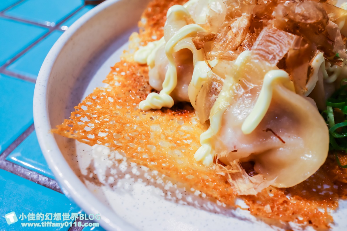 [台中美食]山下公園拉麵/排隊一小時才能吃到的台中拉麵/免費加飯加麵/第六市場美食推薦