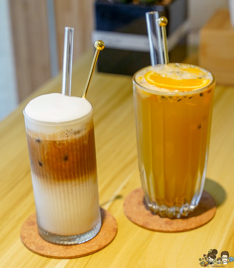 三日酵 菠蘿麵包 麵包 甜點 吐司 極光奶油 好吃 麵包 高雄伴手禮 咖啡館 麵包甜點咖啡 在地 新鮮出爐