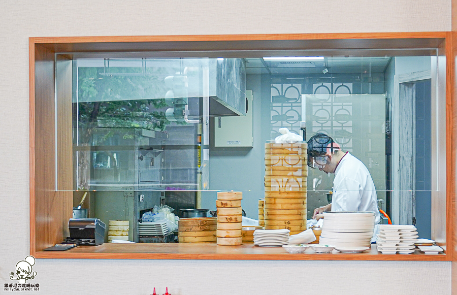 韻藏中餐廳 國賓 主廚 好吃 細膩 包廂 必吃 中餐廳 川味 川菜 浙江 港點 蒸籠 片鴨 烤鴨 杏仁 煲湯