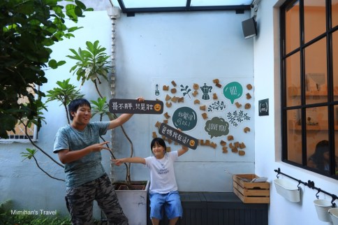 不只網美店！花蓮清新質感「小巷茉莉 MôLi Café」推薦好吃舒芙蕾鬆餅＆主食餐點！