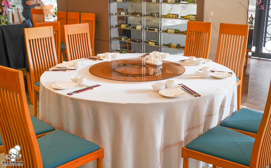 韻藏中餐廳 國賓 主廚 好吃 細膩 包廂 必吃 中餐廳 川味 川菜 浙江 港點 蒸籠 片鴨 烤鴨 杏仁 煲湯