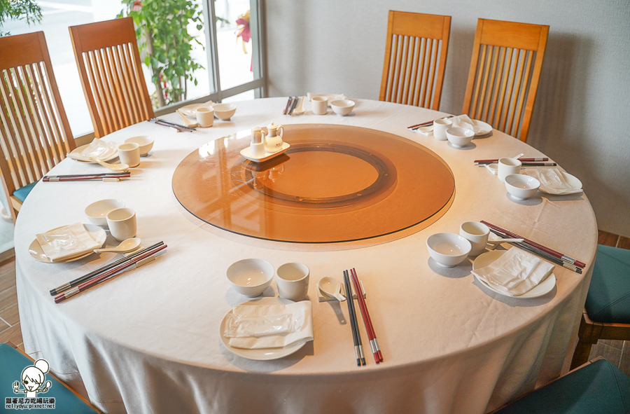 韻藏中餐廳 國賓 主廚 好吃 細膩 包廂 必吃 中餐廳 川味 川菜 浙江 港點 蒸籠 片鴨 烤鴨 杏仁 煲湯