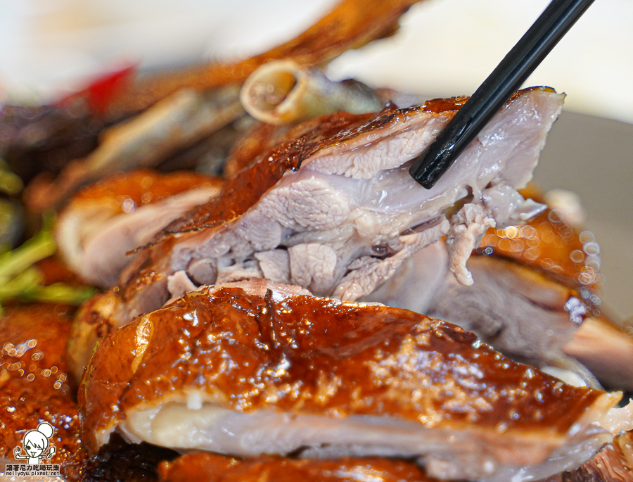 韻藏中餐廳 國賓 主廚 好吃 細膩 包廂 必吃 中餐廳 川味 川菜 浙江 港點 蒸籠 片鴨 烤鴨 杏仁 煲湯