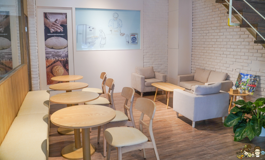 三日酵 菠蘿麵包 麵包 甜點 吐司 極光奶油 好吃 麵包 高雄伴手禮 咖啡館 麵包甜點咖啡 在地 新鮮出爐