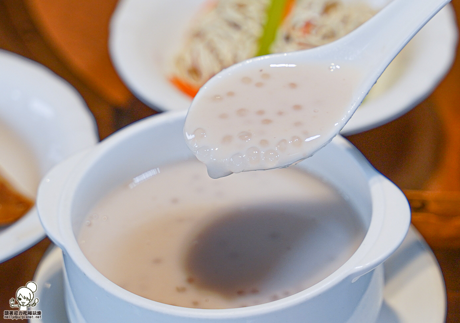 韻藏中餐廳 國賓 主廚 好吃 細膩 包廂 必吃 中餐廳 川味 川菜 浙江 港點 蒸籠 片鴨 烤鴨 杏仁 煲湯