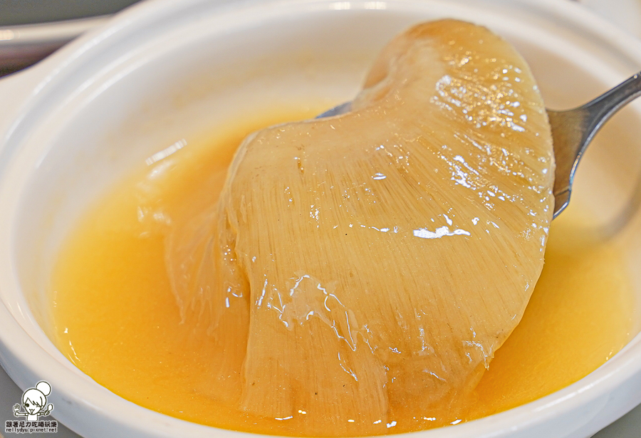 韻藏中餐廳 國賓 主廚 好吃 細膩 包廂 必吃 中餐廳 川味 川菜 浙江 港點 蒸籠 片鴨 烤鴨 杏仁 煲湯