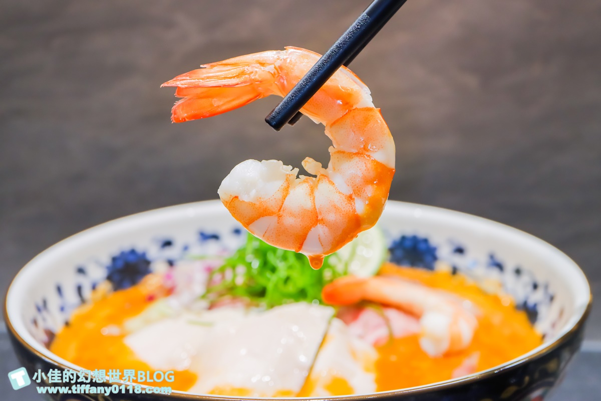 [台中美食]麵屋海鳴拉麵/蝦濃湯的人氣排隊拉麵/每日限量的海鮮類拉麵/台中拉麵推薦