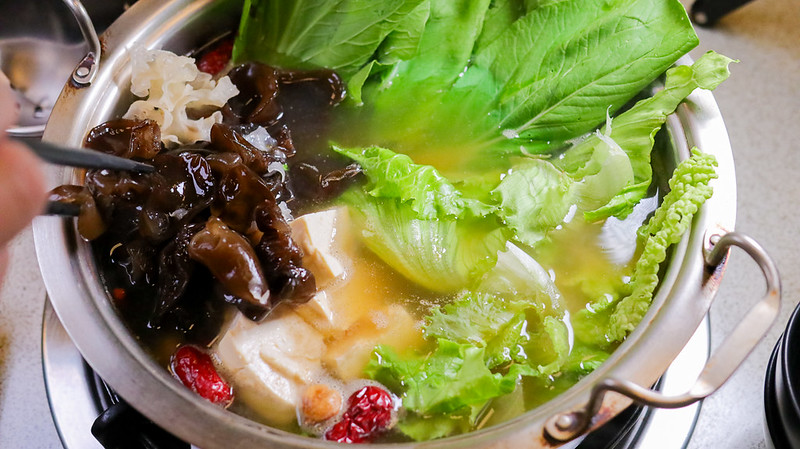 高雄|牧川鍋物 前鎮區火鍋推薦 冬季海陸雙享 多款風味湯底/ 20231110牧川鍋物冬季版-24