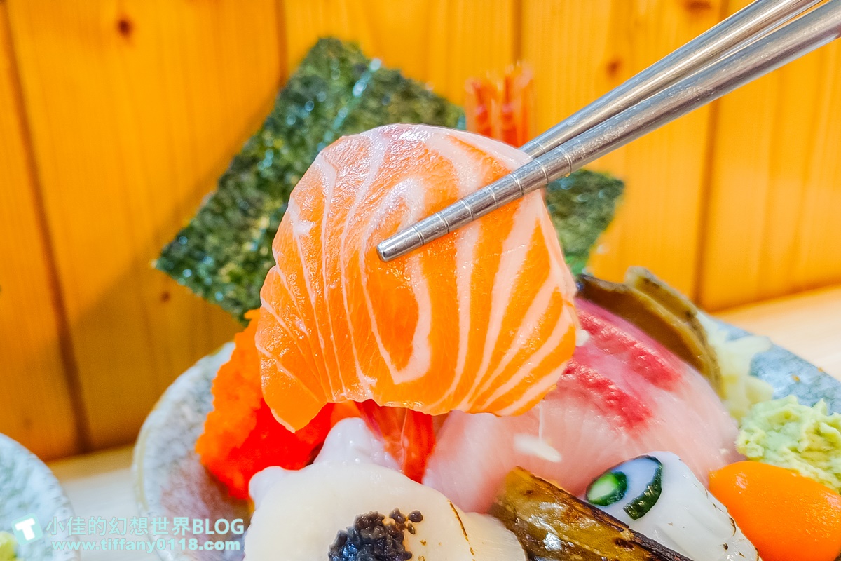 [台北美食]又一村刺身握壽司丼飯/50元就有整隻螃蟹的味噌湯/新鮮又好吃的民生社區美食推薦