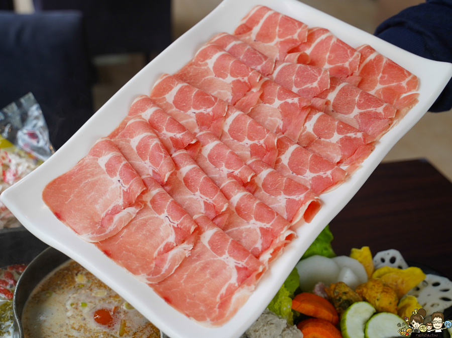 肉多多 火鍋 火鍋推薦 高雄火鍋 肉多多火鍋 肉多多 台灣火鍋第一品牌 消夜火鍋 消夜推薦 樂多多集團 幸福火鍋