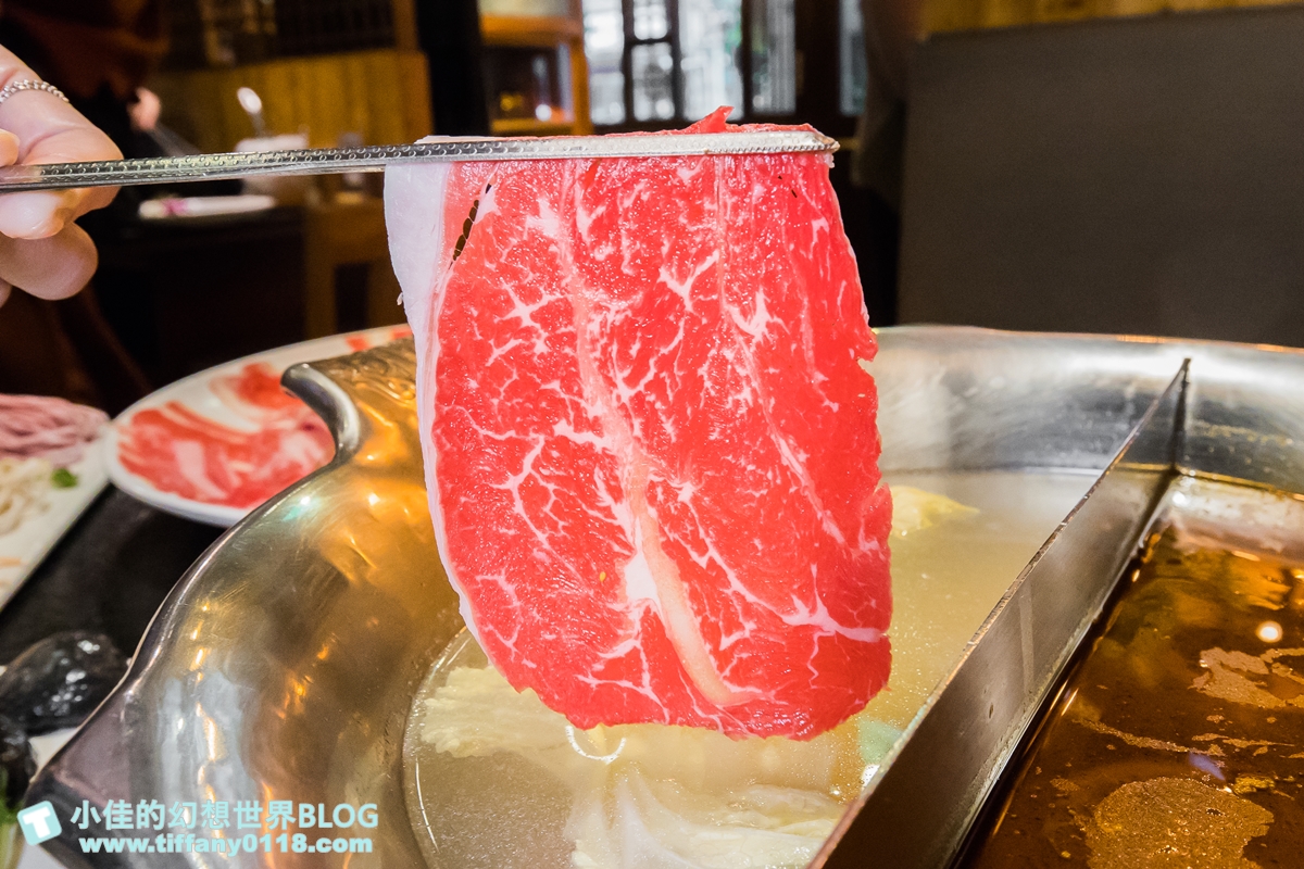 本鼎堂台式漢方麻辣鍋/結合中藥材入湯的麻辣鍋/老宅復古環境+每日限定湯頭選擇+小菜吃到飽/台北火鍋推薦