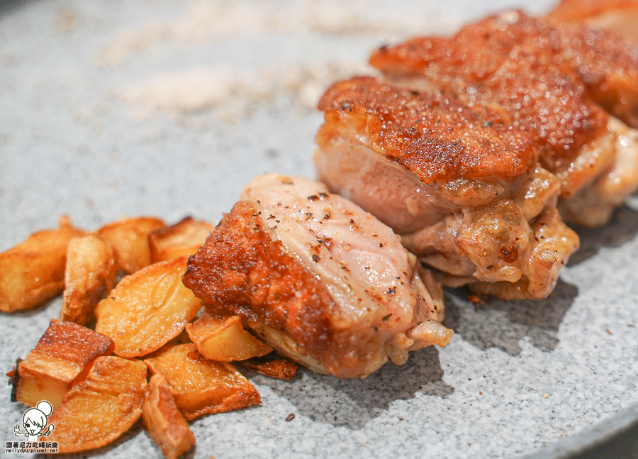 無菜單 高雄無菜單 鐵板燒 高雄美食 預約制 聚餐 聚會 頂級 美味 慶生 新光三越