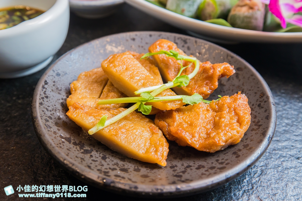 本鼎堂台式漢方麻辣鍋/結合中藥材入湯的麻辣鍋/老宅復古環境+每日限定湯頭選擇+小菜吃到飽/台北火鍋推薦