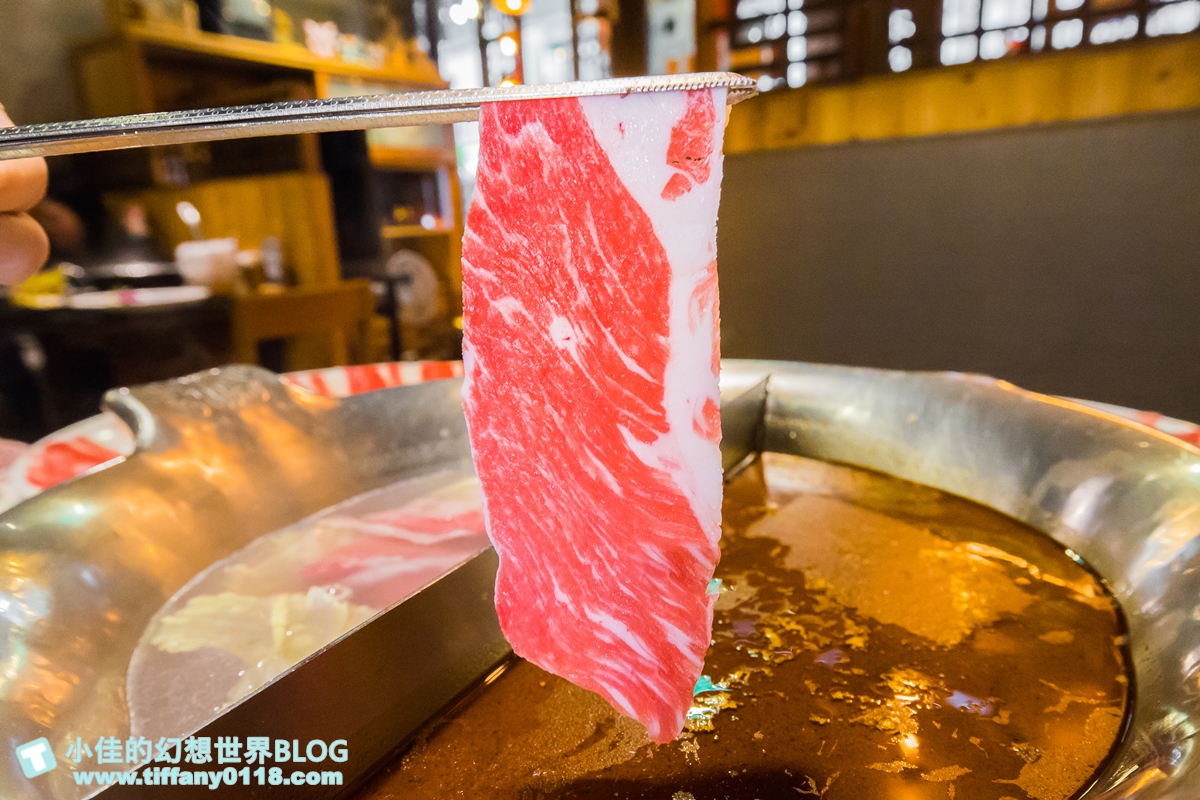 本鼎堂台式漢方麻辣鍋/結合中藥材入湯的麻辣鍋/老宅復古環境+每日限定湯頭選擇+小菜吃到飽/台北火鍋推薦