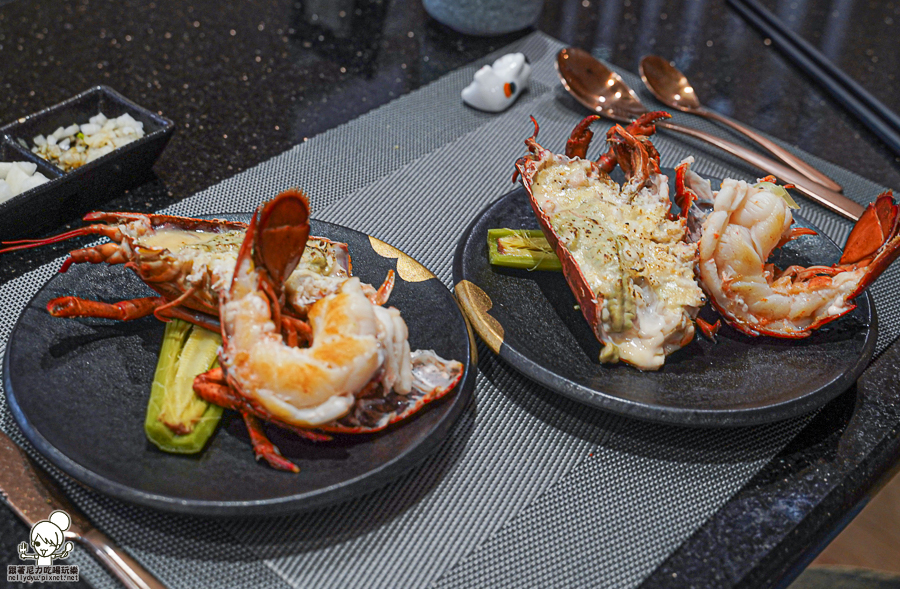 無菜單 高雄無菜單 鐵板燒 高雄美食 預約制 聚餐 聚會 頂級 美味 慶生 新光三越