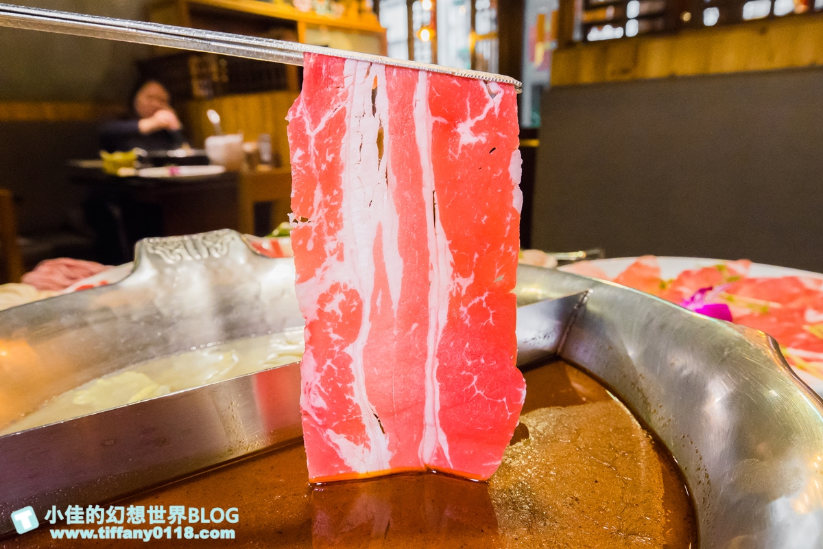 本鼎堂台式漢方麻辣鍋/結合中藥材入湯的麻辣鍋/老宅復古環境+每日限定湯頭選擇+小菜吃到飽/台北火鍋推薦