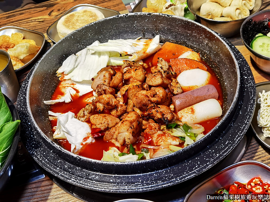 甩鍋雞西門店,甩鍋雞價格,甩鍋雞的菜單,甩鍋雞訂位,西門町吃到飽,西門吃到飽便宜,西門吃到飽火鍋,西門町吃到飽推薦,西門町火鍋吃到飽平價,西門町火鍋吃到飽推薦,韓式炒雞,西門韓式料理