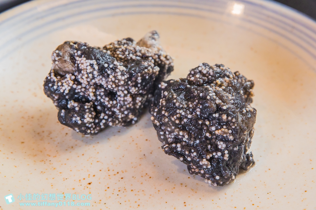 本鼎堂台式漢方麻辣鍋/結合中藥材入湯的麻辣鍋/老宅復古環境+每日限定湯頭選擇+小菜吃到飽/台北火鍋推薦