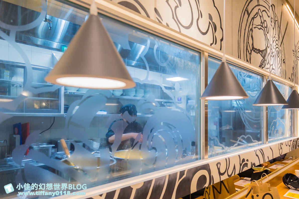 樂蝦拉麵/讓拉麵控為之瘋狂/獨創有鑊氣的蝦湯拉麵/近20款拉麵任你選/台北拉麵推薦