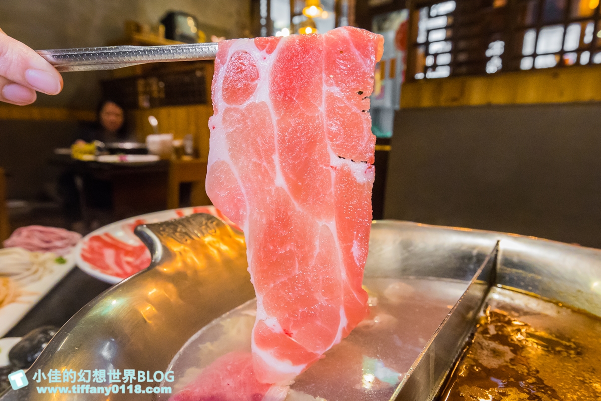 本鼎堂台式漢方麻辣鍋/結合中藥材入湯的麻辣鍋/老宅復古環境+每日限定湯頭選擇+小菜吃到飽/台北火鍋推薦