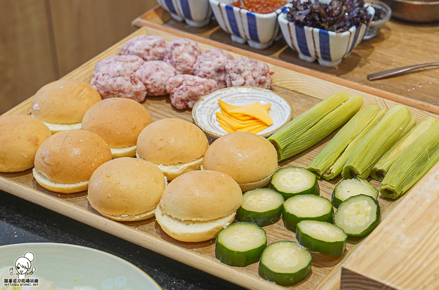 無菜單 高雄無菜單 鐵板燒 高雄美食 預約制 聚餐 聚會 頂級 美味 慶生 新光三越