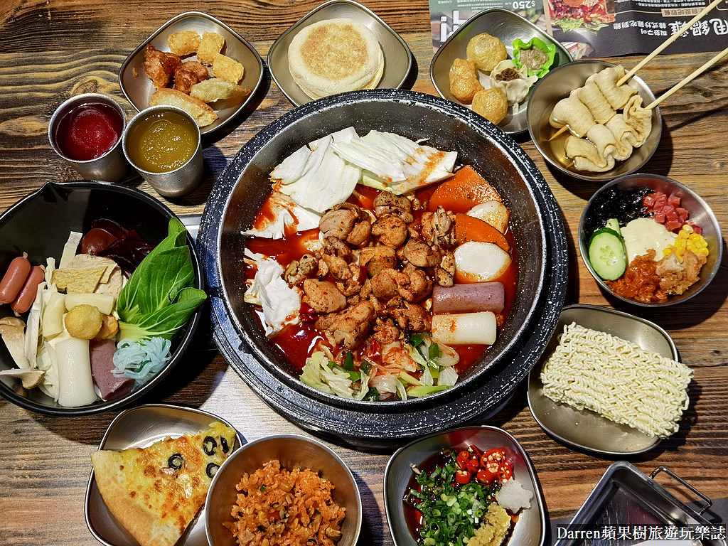 甩鍋雞西門店,甩鍋雞價格,甩鍋雞的菜單,甩鍋雞訂位,西門町吃到飽,西門吃到飽便宜,西門吃到飽火鍋,西門町吃到飽推薦,西門町火鍋吃到飽平價,西門町火鍋吃到飽推薦,韓式炒雞,西門韓式料理