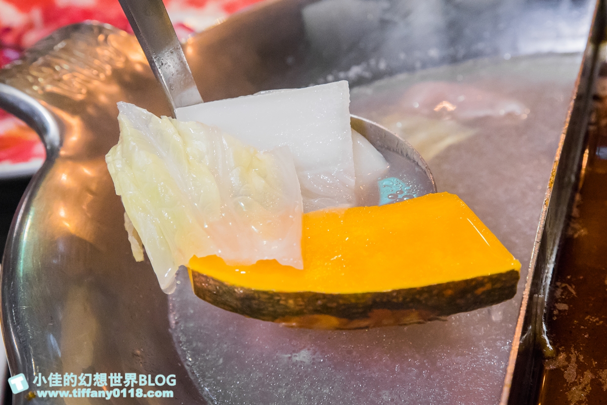 本鼎堂台式漢方麻辣鍋/結合中藥材入湯的麻辣鍋/老宅復古環境+每日限定湯頭選擇+小菜吃到飽/台北火鍋推薦