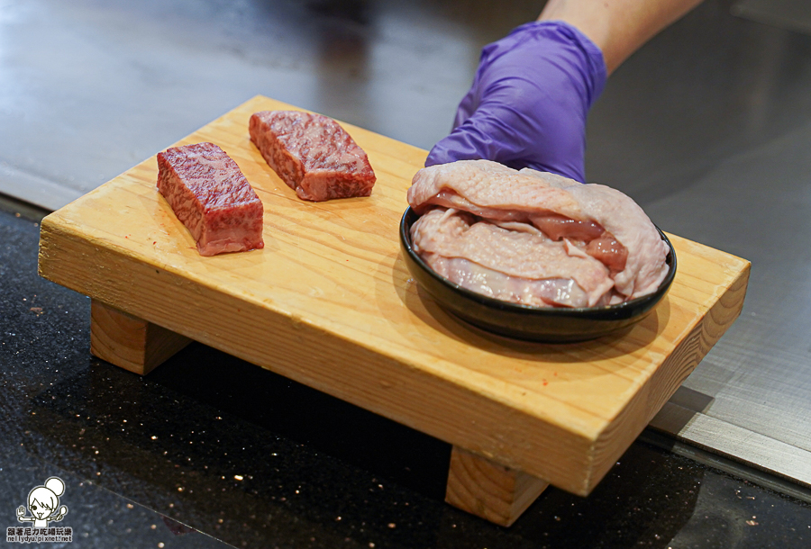 無菜單 高雄無菜單 鐵板燒 高雄美食 預約制 聚餐 聚會 頂級 美味 慶生 新光三越