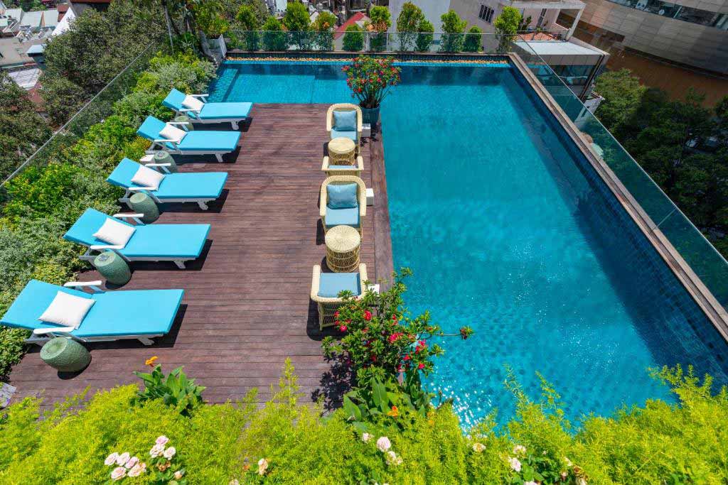 Au-Lac-Charner-Hotel