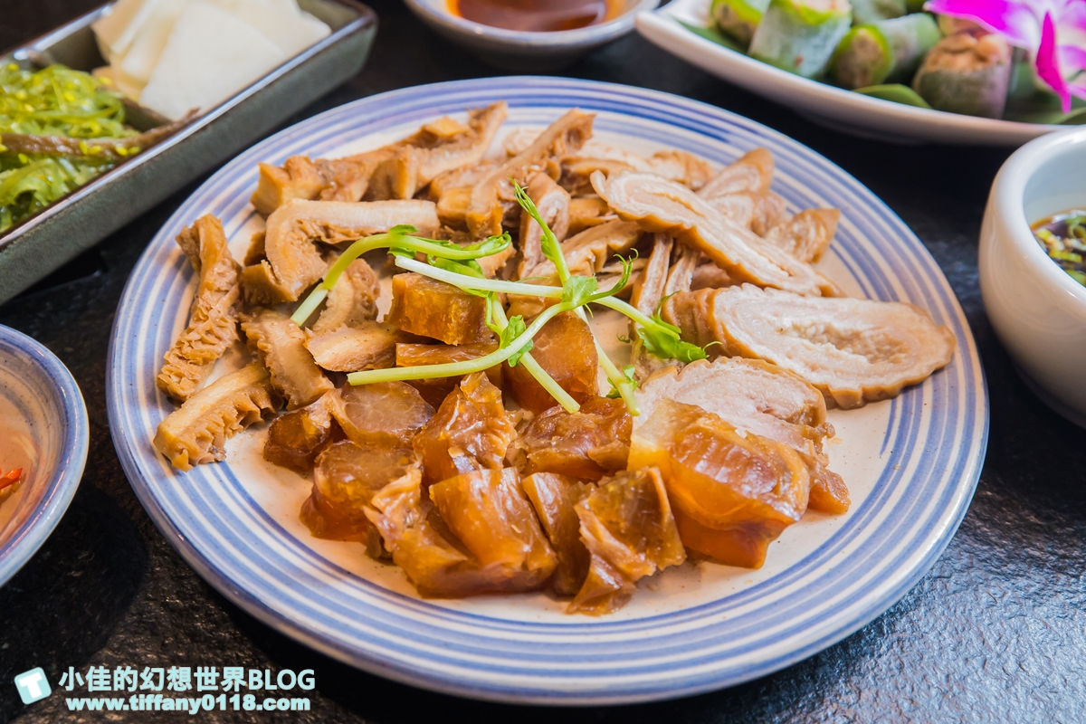 本鼎堂台式漢方麻辣鍋/結合中藥材入湯的麻辣鍋/老宅復古環境+每日限定湯頭選擇+小菜吃到飽/台北火鍋推薦