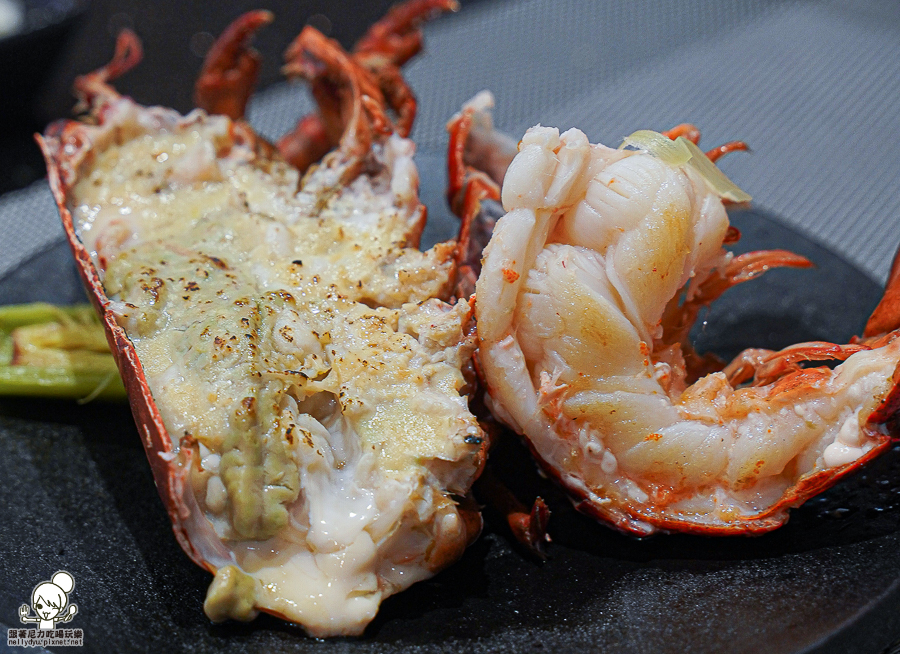 無菜單 高雄無菜單 鐵板燒 高雄美食 預約制 聚餐 聚會 頂級 美味 慶生 新光三越