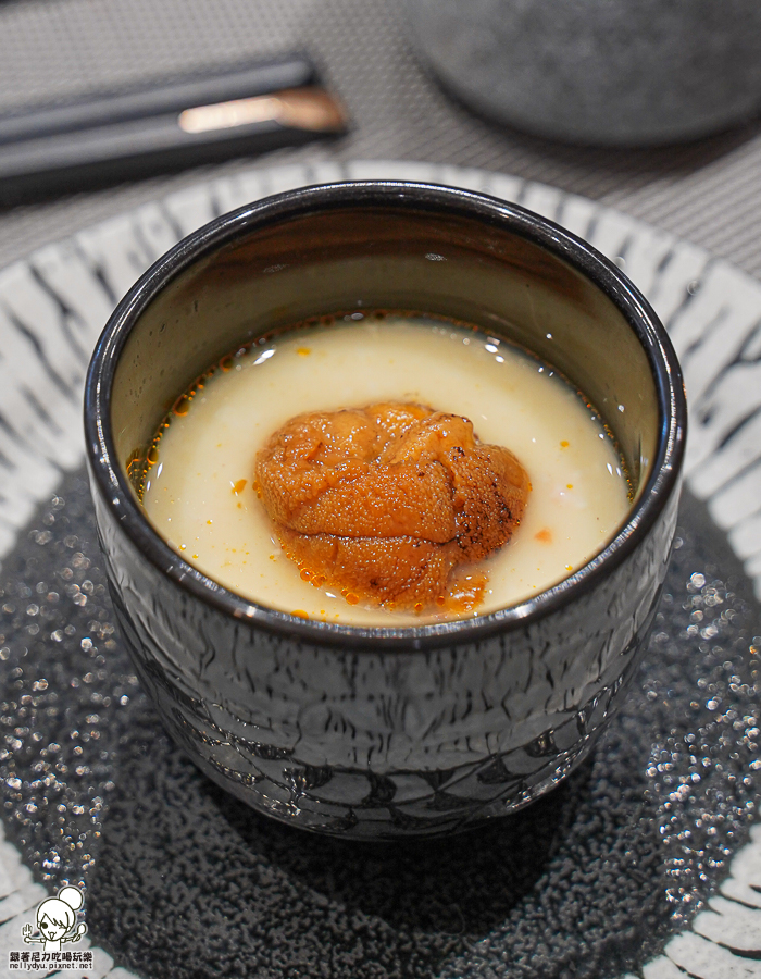 無菜單 高雄無菜單 鐵板燒 高雄美食 預約制 聚餐 聚會 頂級 美味 慶生 新光三越