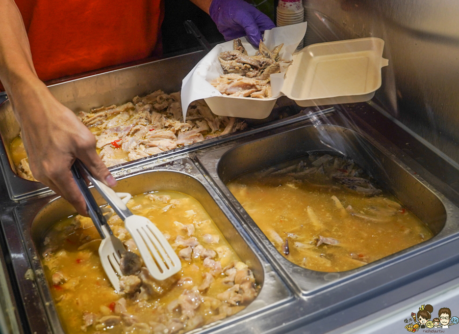 大佬嗶 自強夜市 排隊名店 網紅推薦 爆蒜料理 爆蒜雞翅尖 爆蒜膝脆骨 爆蒜三角骨 夜市美食 、夜市小吃 、夜市必吃 瑞豐必吃