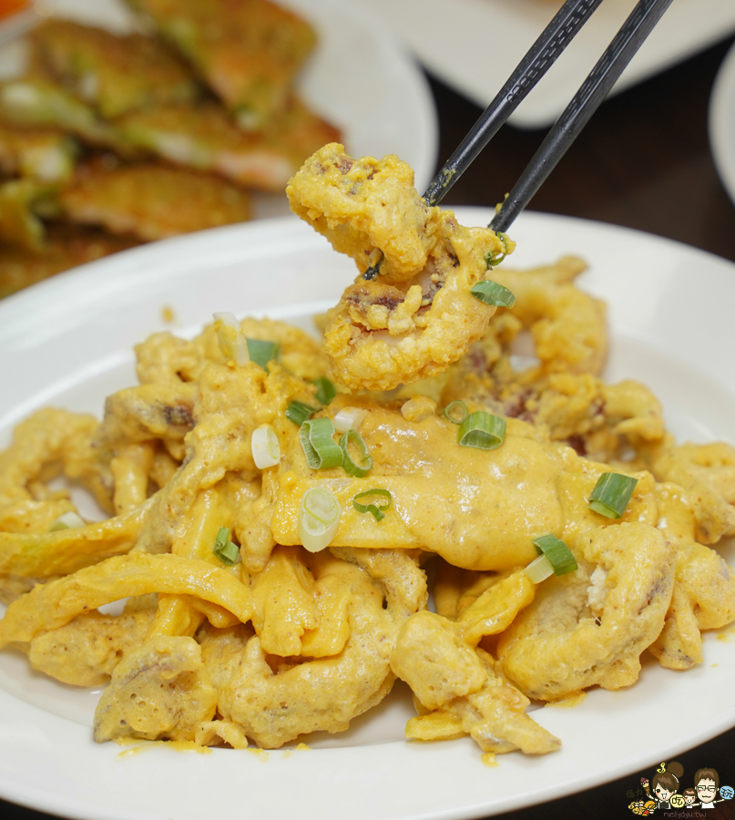 水明蝦 活蝦料理 台菜 高雄 泰國蝦 高雄美食 海鮮 敲敲魚 鹽焗 胡椒蝦 聚餐 聚會