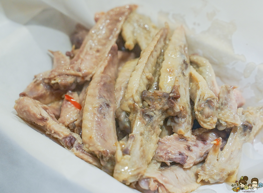 大佬嗶 自強夜市 排隊名店 網紅推薦 爆蒜料理 爆蒜雞翅尖 爆蒜膝脆骨 爆蒜三角骨 夜市美食 、夜市小吃 、夜市必吃 瑞豐必吃