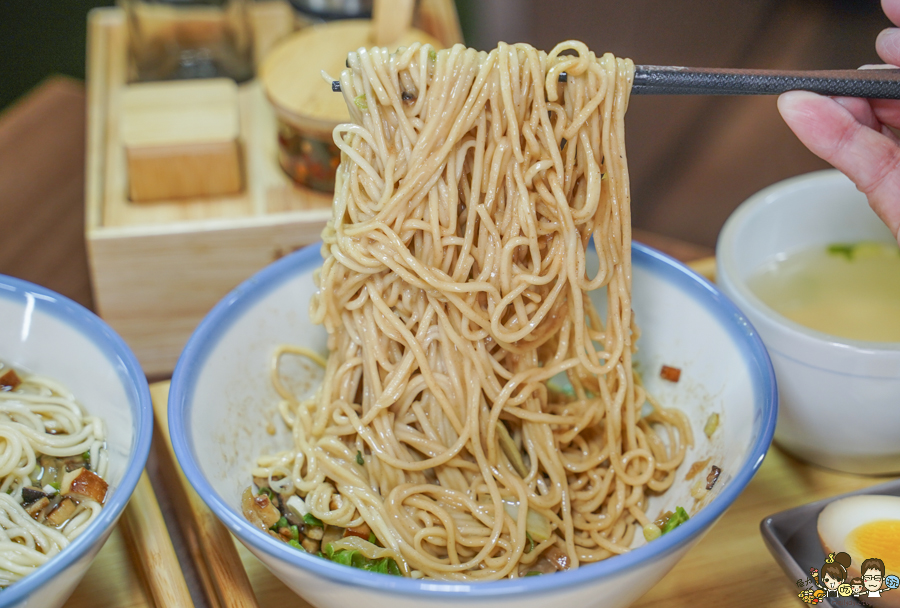 植MAN麵 植man食麵坊 中都美食 素食 麵食 高雄麵食推薦 好吃 必吃