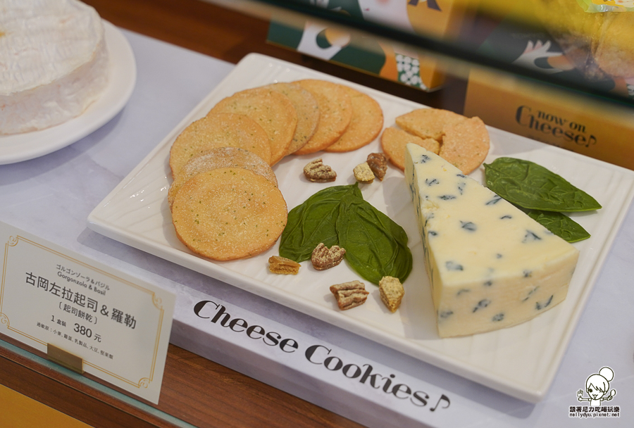  now on Cheese 伴手禮 台南 首度登場 餅乾 起司 起司夾心餅乾 東京車站 排隊人氣
