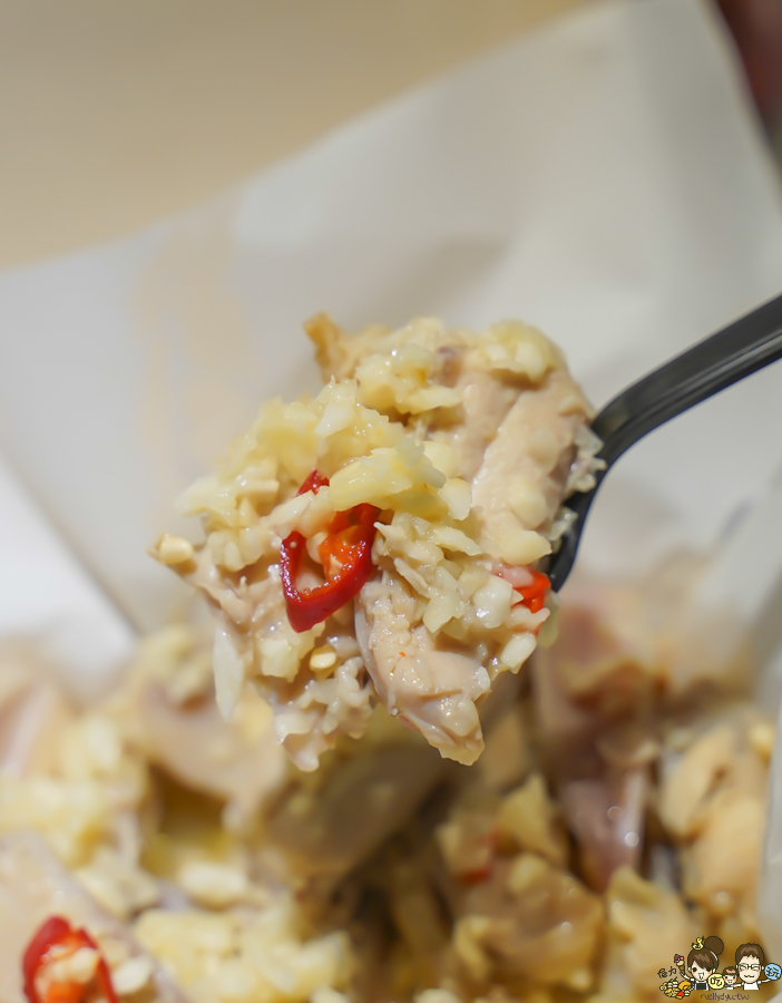 大佬嗶 自強夜市 排隊名店 網紅推薦 爆蒜料理 爆蒜雞翅尖 爆蒜膝脆骨 爆蒜三角骨 夜市美食 、夜市小吃 、夜市必吃 瑞豐必吃