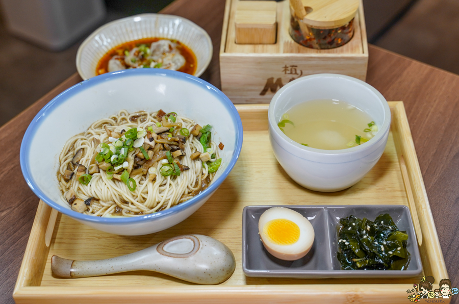植MAN麵 植man食麵坊 中都美食 素食 麵食 高雄麵食推薦 好吃 必吃