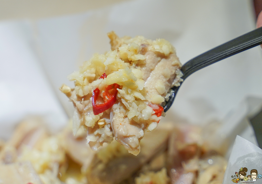 大佬嗶 自強夜市 排隊名店 網紅推薦 爆蒜料理 爆蒜雞翅尖 爆蒜膝脆骨 爆蒜三角骨 夜市美食 、夜市小吃 、夜市必吃 瑞豐必吃