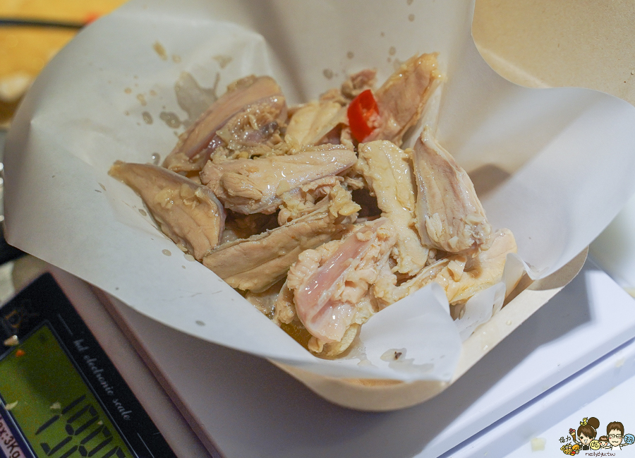 大佬嗶 自強夜市 排隊名店 網紅推薦 爆蒜料理 爆蒜雞翅尖 爆蒜膝脆骨 爆蒜三角骨 夜市美食 、夜市小吃 、夜市必吃 瑞豐必吃